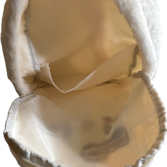 Hello Kitty White Plush Backpack with Red Bow - Picture 5 of 6